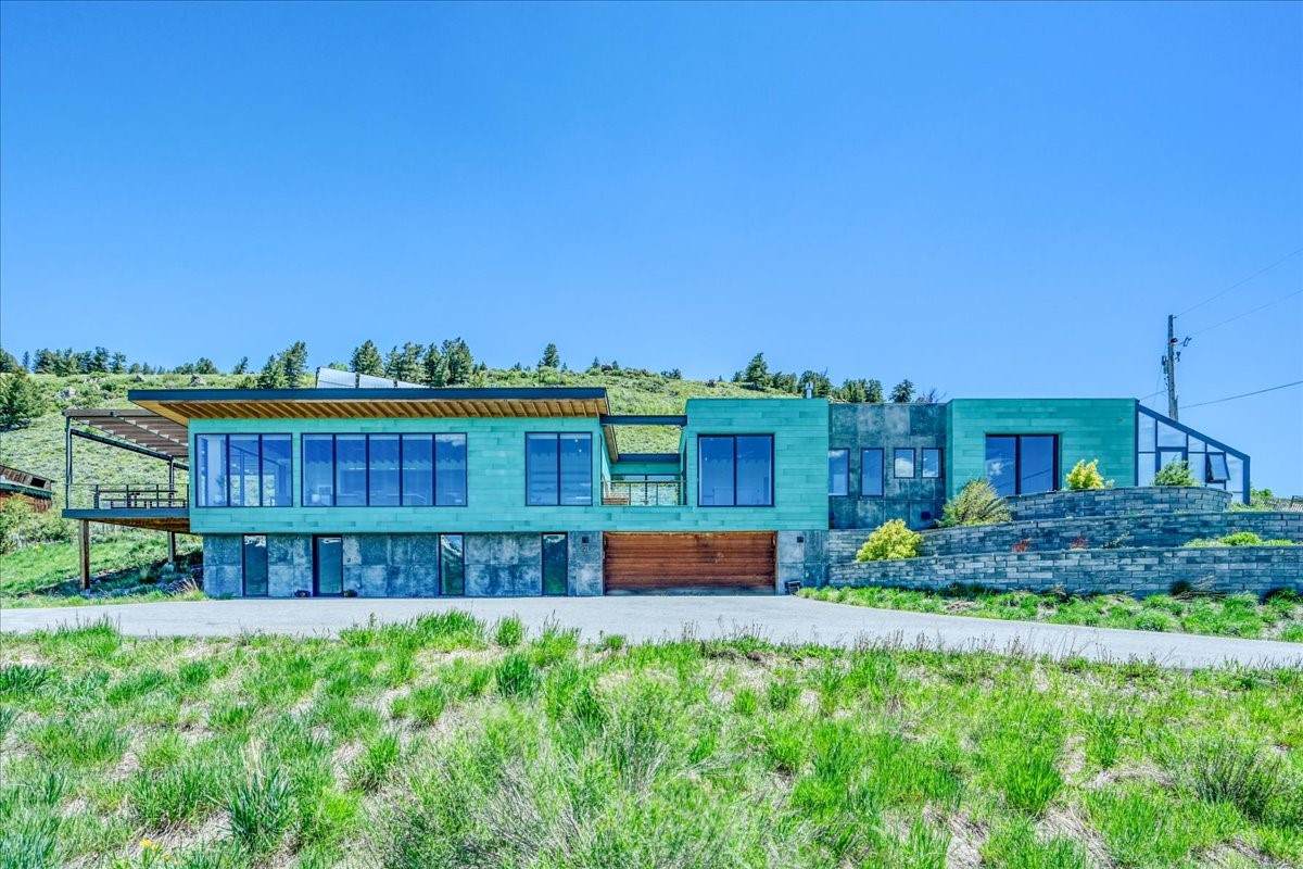 421 Z Road - Photo 1