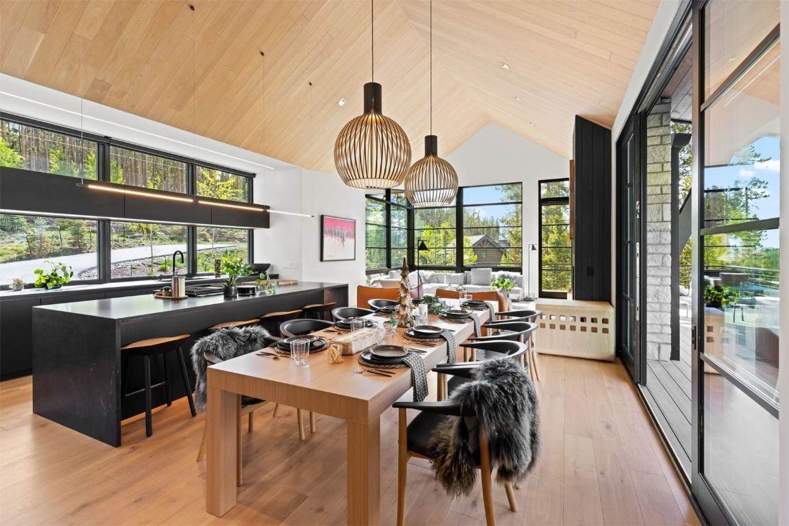 586 Discovery Hill Drive - Photo 1