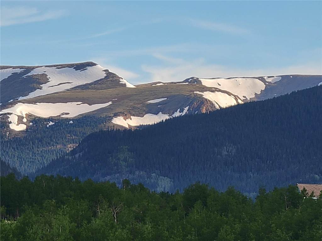 250 Swandyke Court - Photo 1