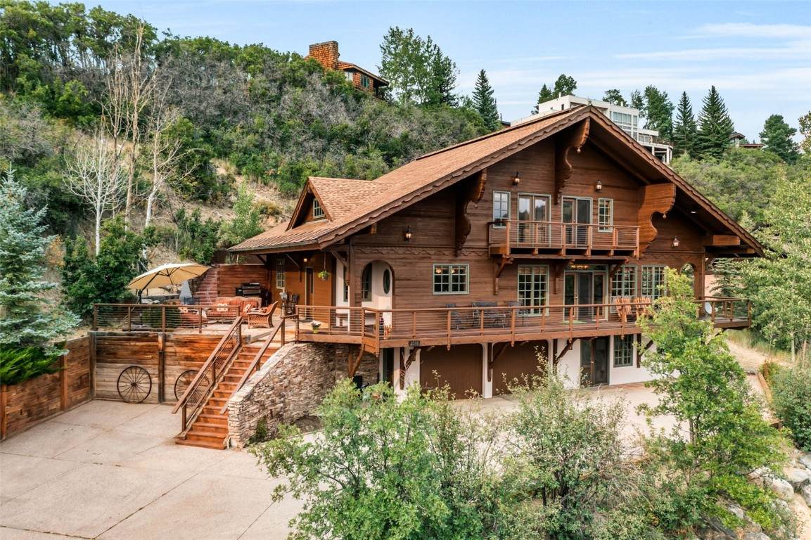 2300 Glacier Ridge - Photo 1