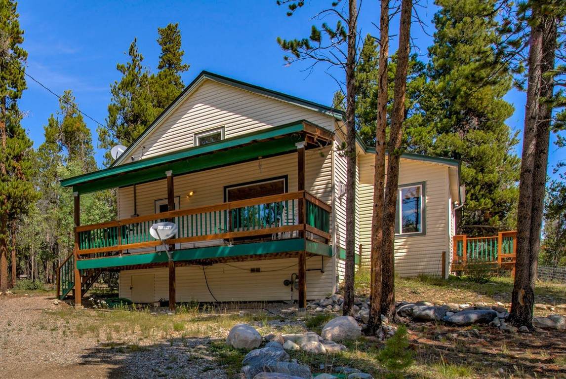 271 Willow Lane - Photo 1