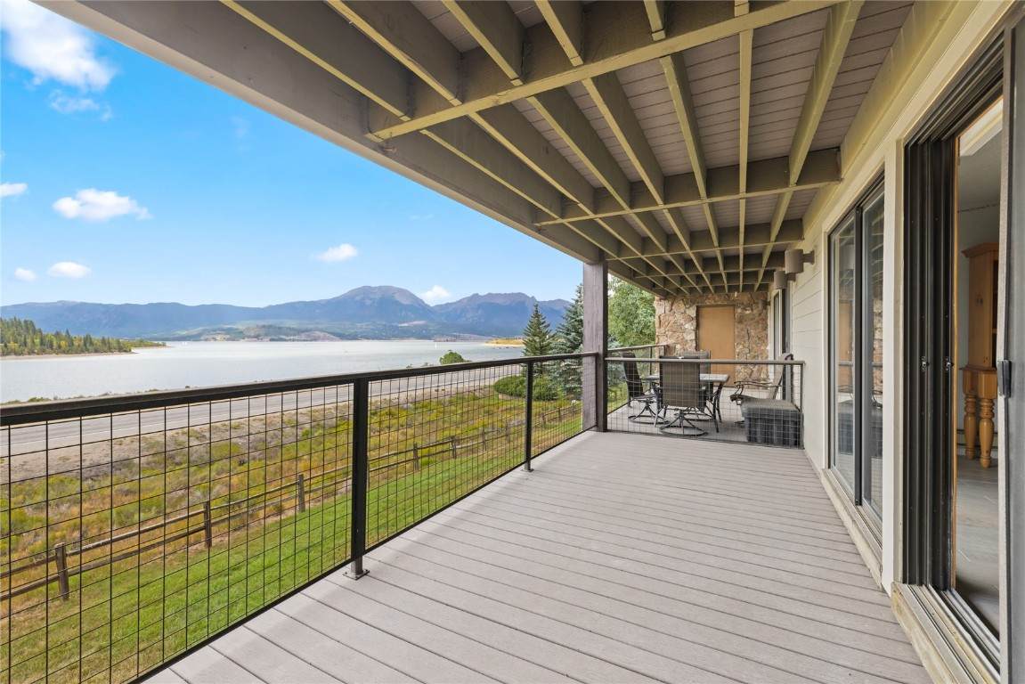 32 Corinthian Circle - Photo 1