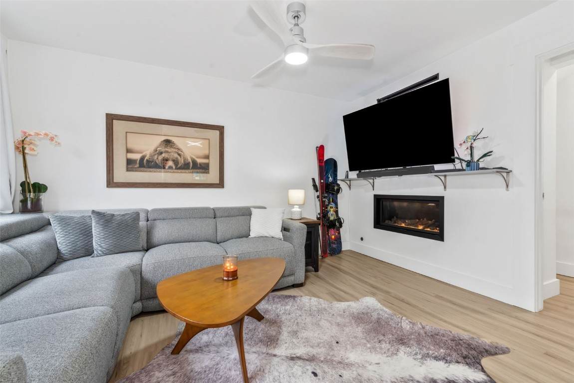 8 Cedar Court - Photo 1