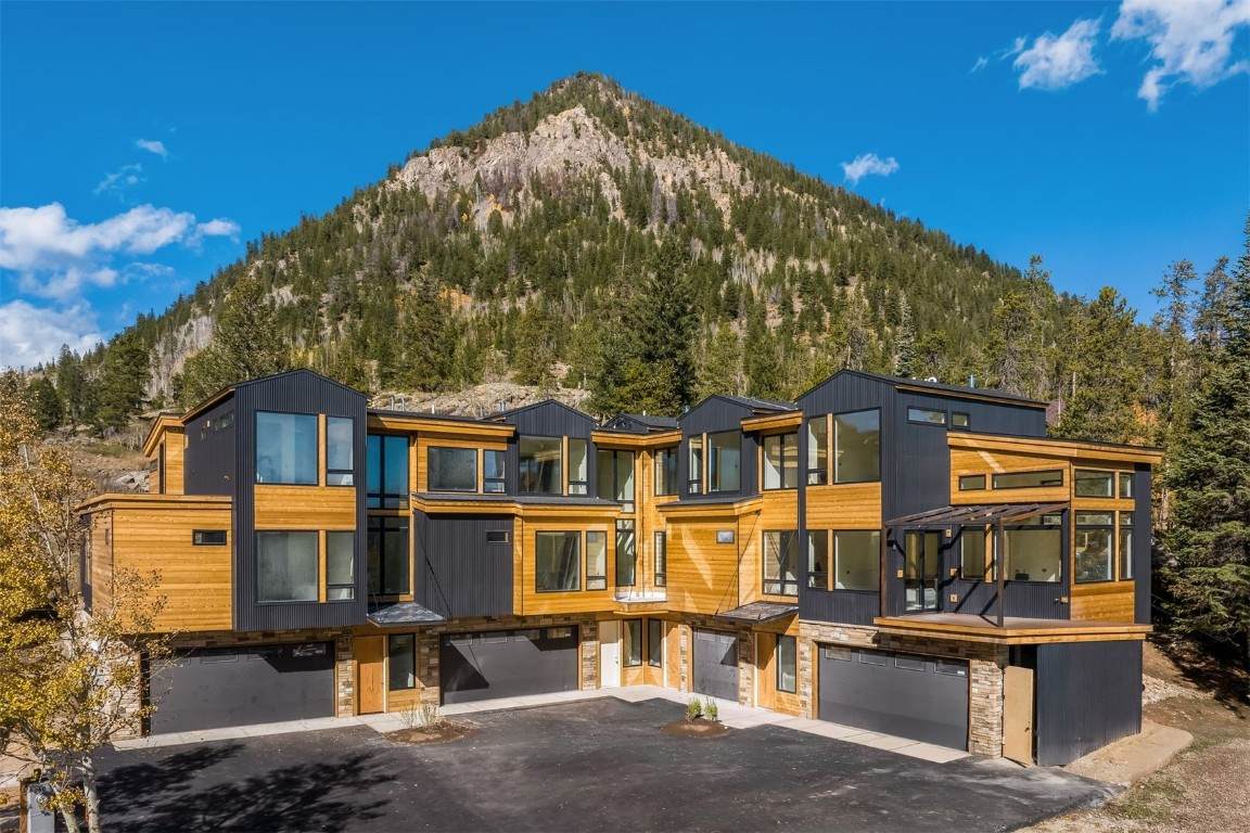 160 Forest Drive - Photo 1