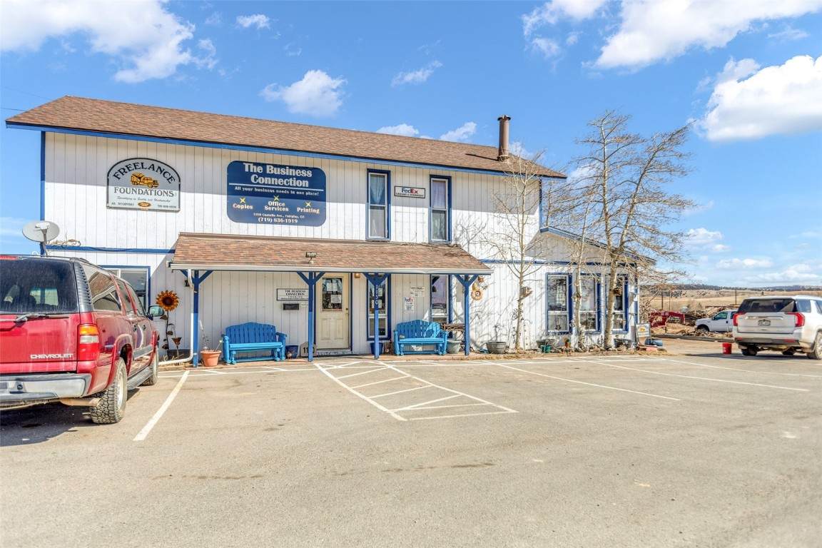 1150 Castello Avenue - Photo 1