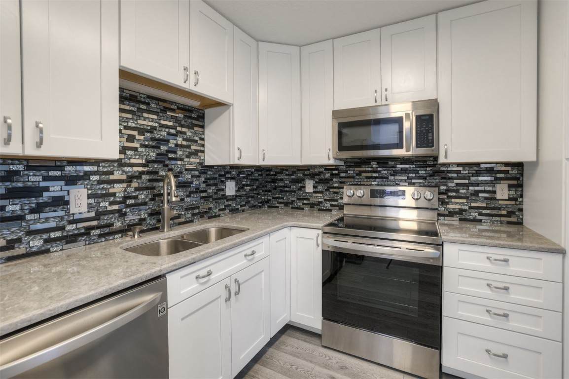 475 Straight Creek Drive - Photo 1