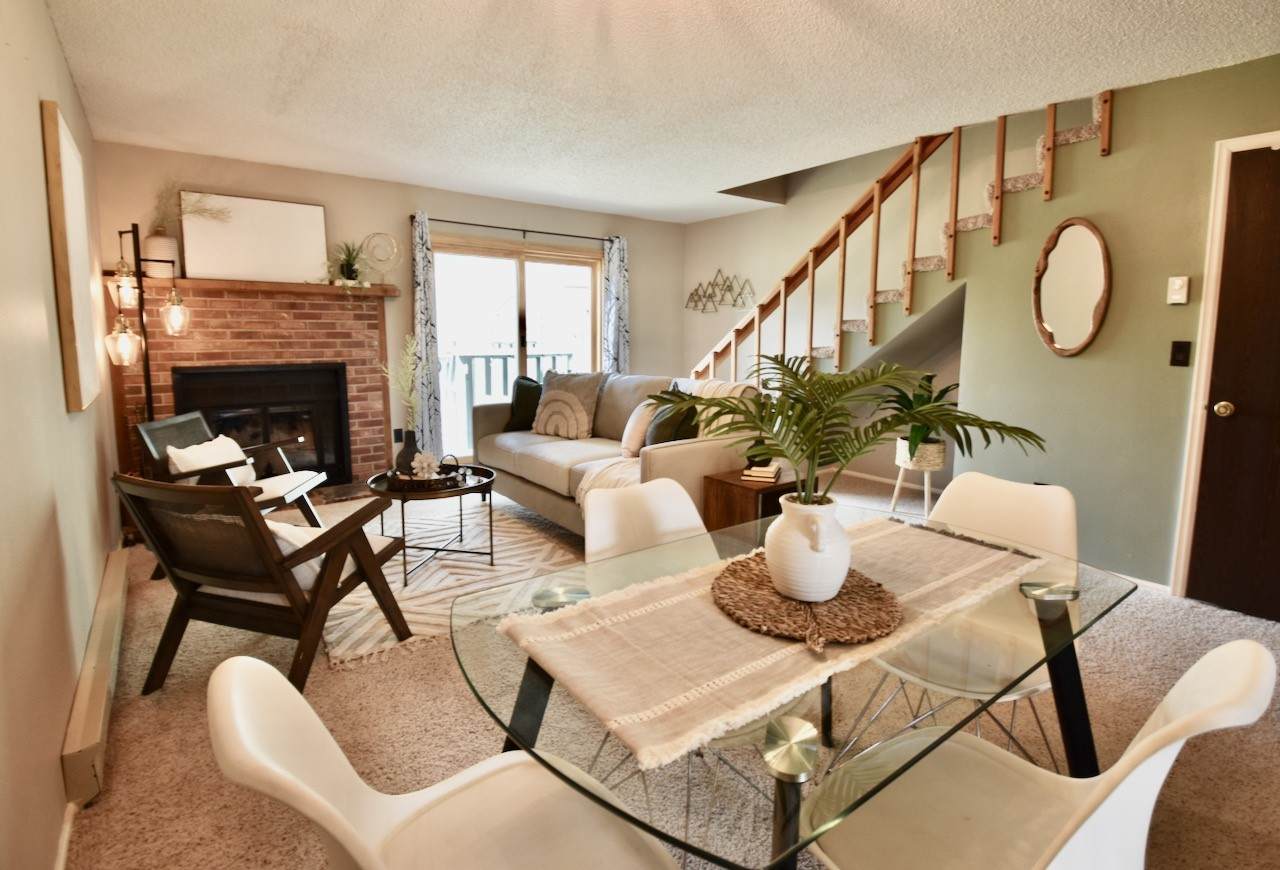 258 Cove Boulevard - Photo 1