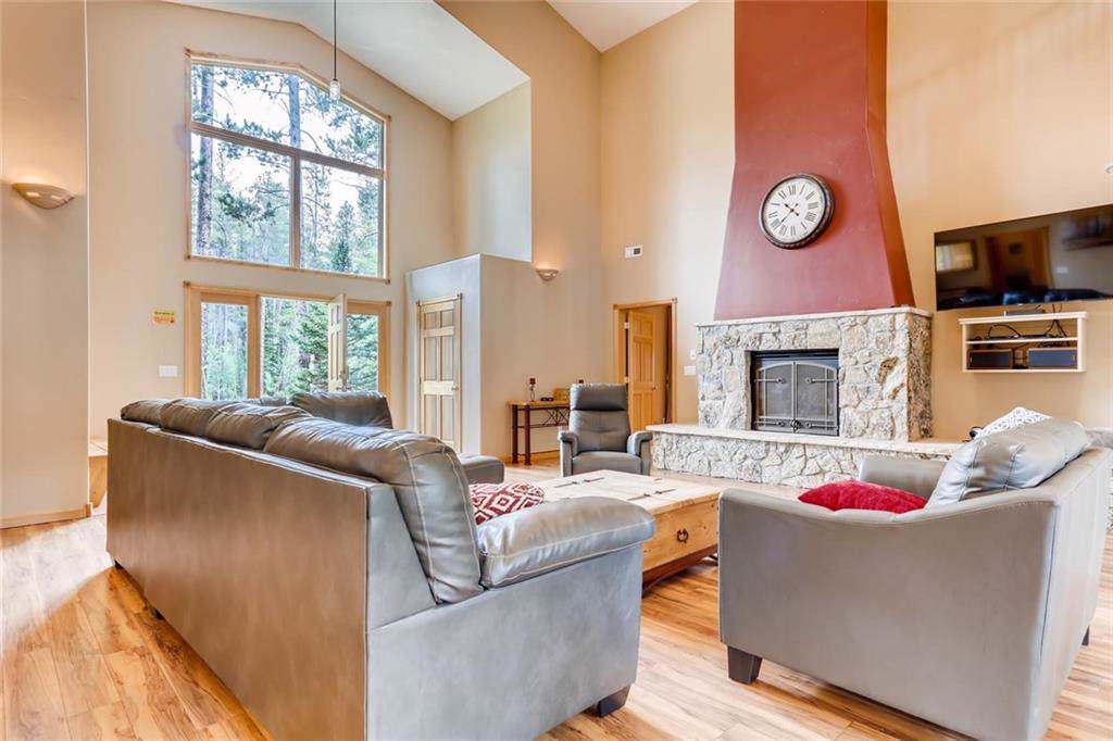19 Lone Hand Way - Photo 1