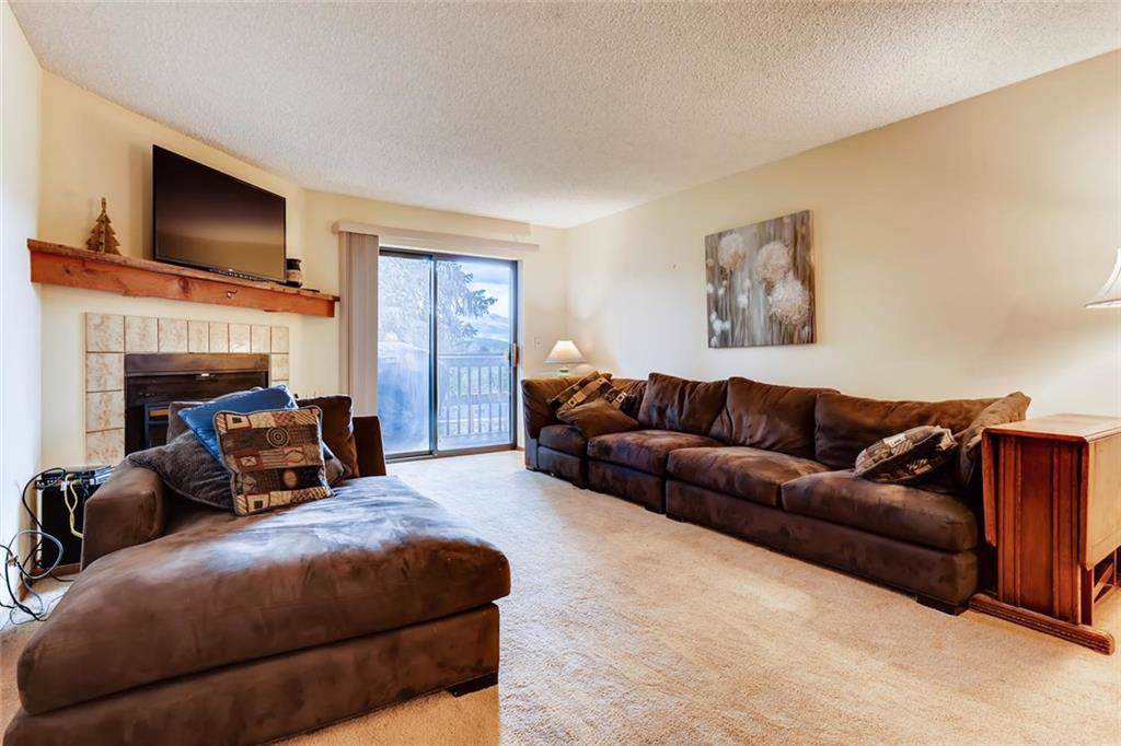 906 Meadow Creek Drive - Photo 1