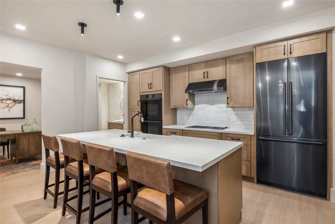 80 Main Street - Photo 1