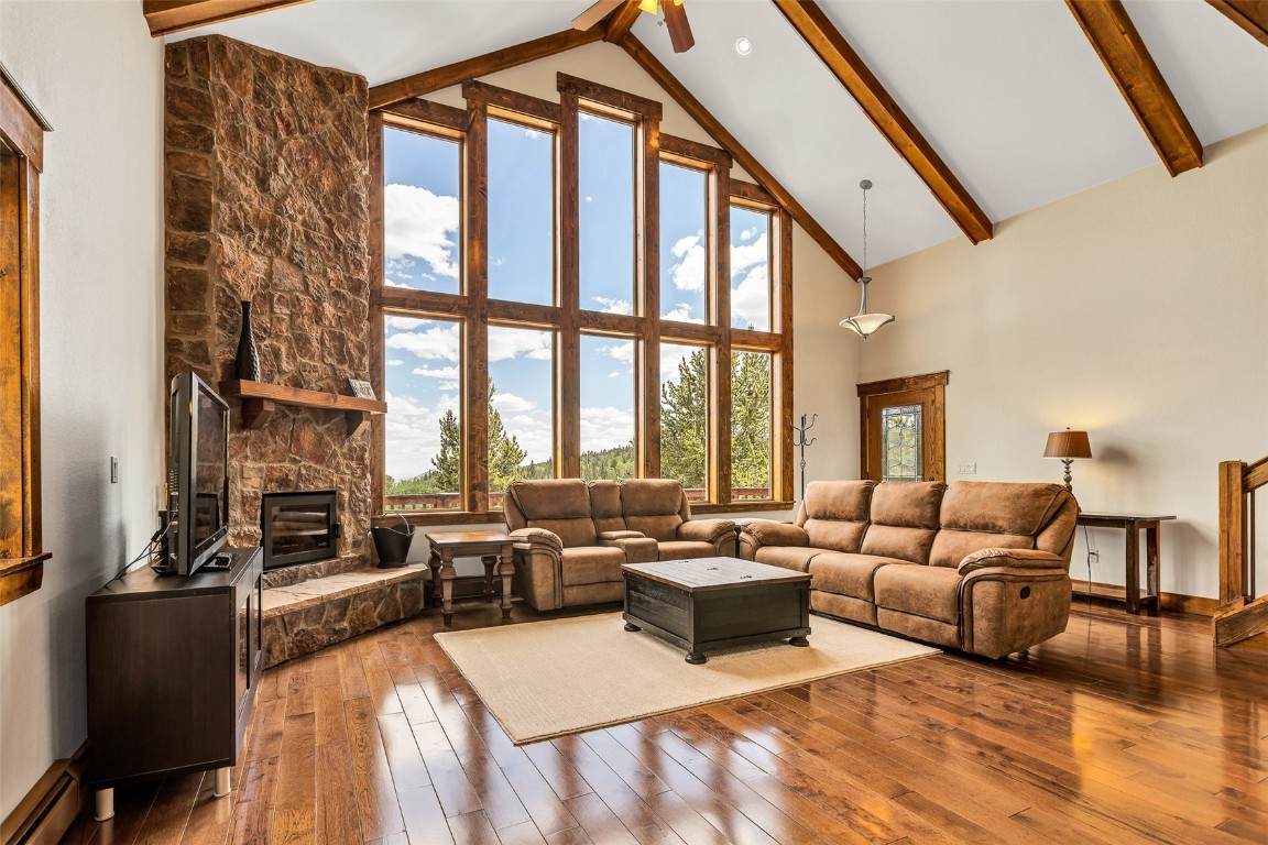 1424 Bluestem Way - Photo 1