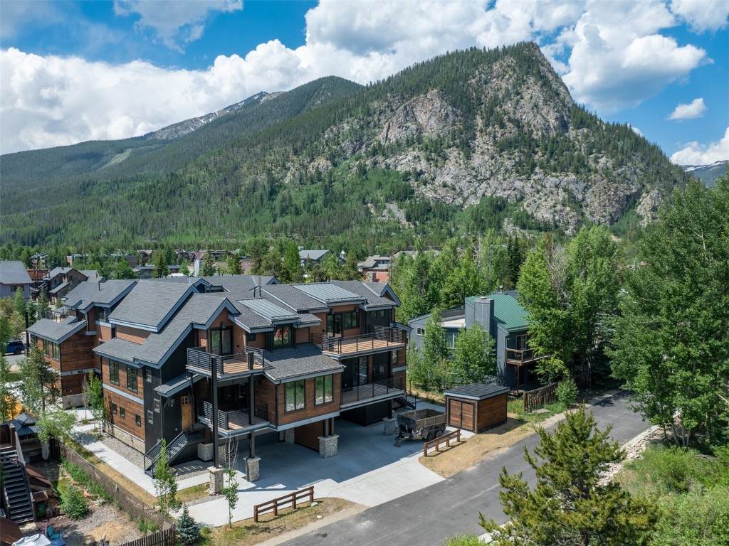 308 Creekside Aly - Photo 1
