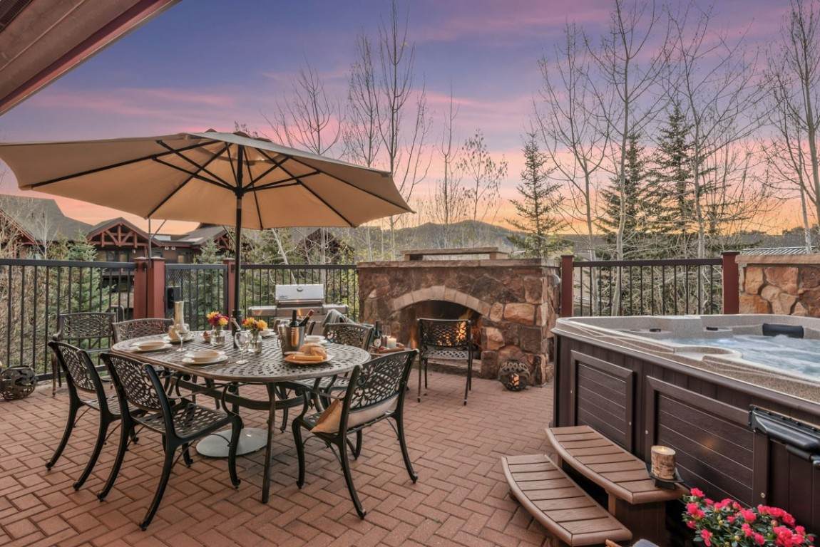 1800 Medicine Springs Drive - Photo 1
