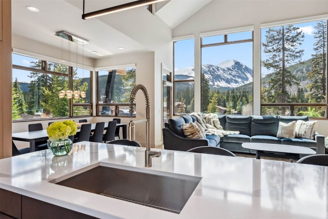 427 Whispering Pines Circle - Photo 1