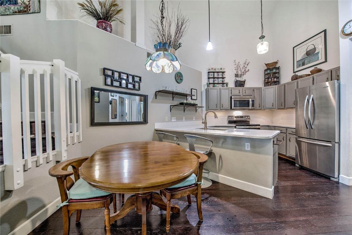 1519 Point Drive - Photo 1