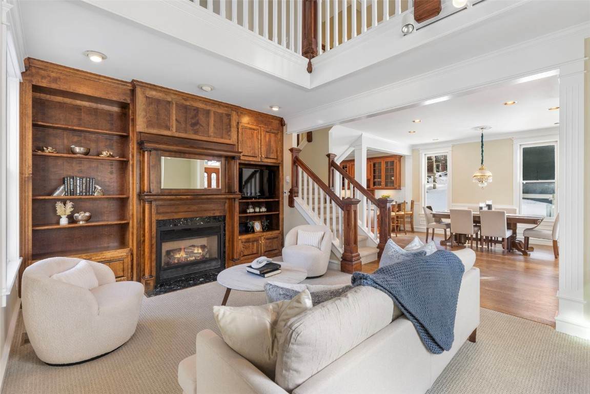 192 Wellington Road - Photo 1