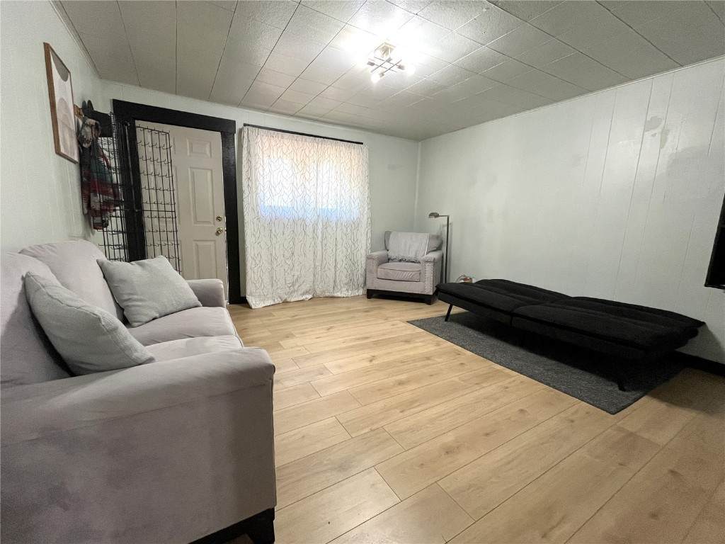 205 Arthur Avenue - Photo 1