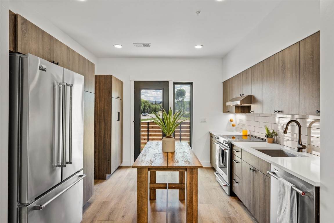 1891 Luna Lane - Photo 1