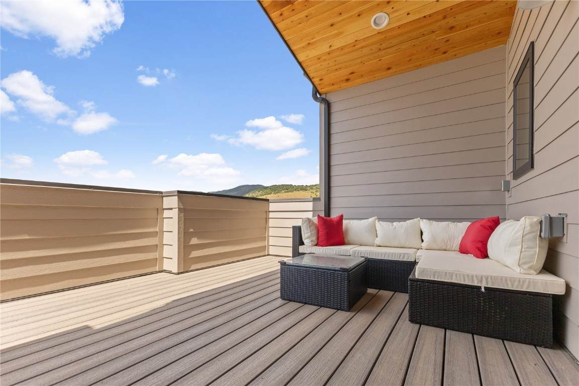 1851 Luna Lane - Photo 1