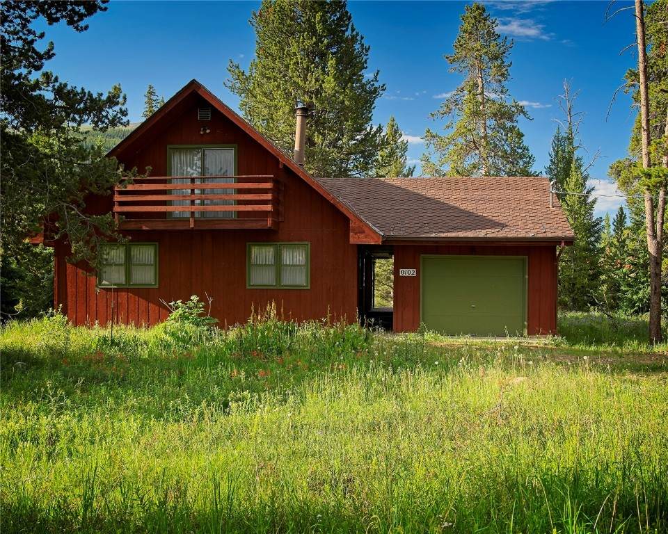 102 Blue Rock Drive - Photo 1