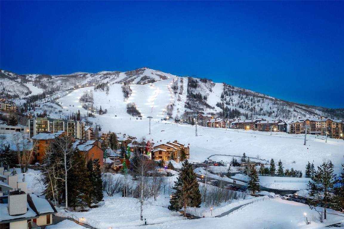 https://bt-photos.global.ssl.fastly.net/summit/1280_boomver_6_S1048483-2.jpg