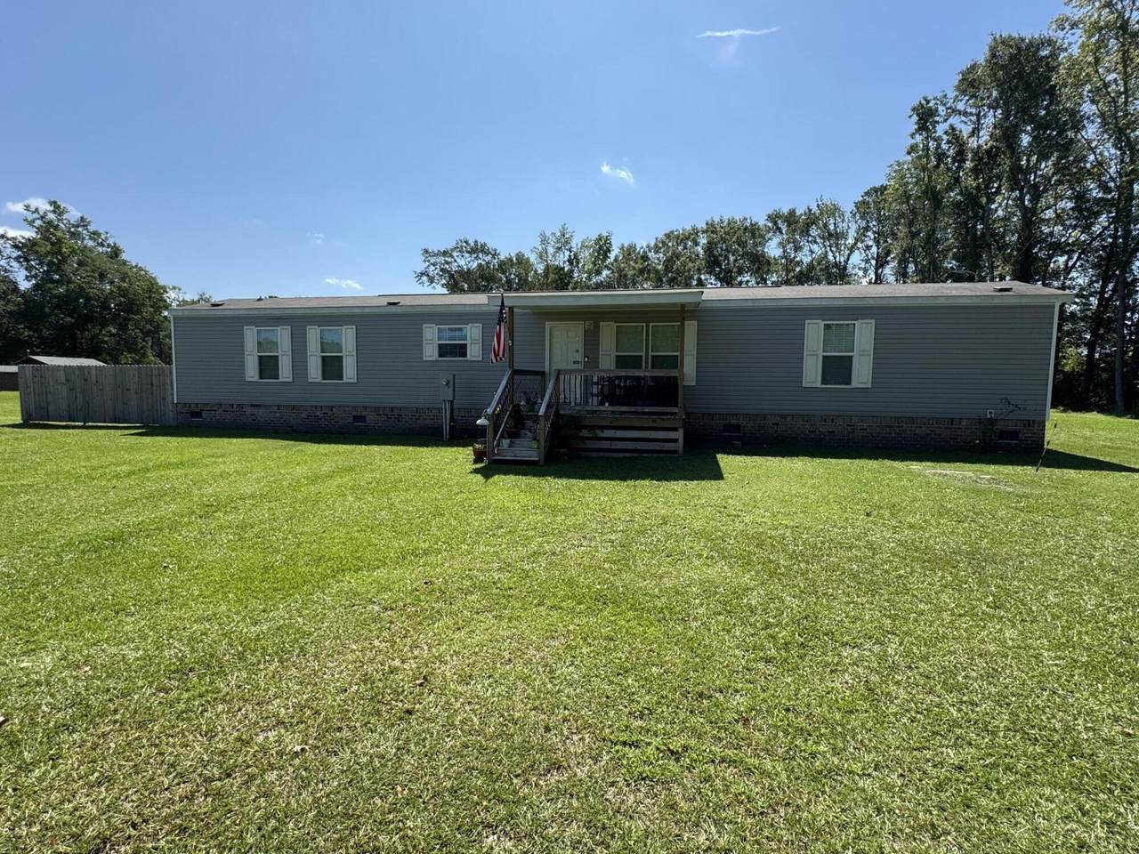 79 Walter Avenue - Photo 1
