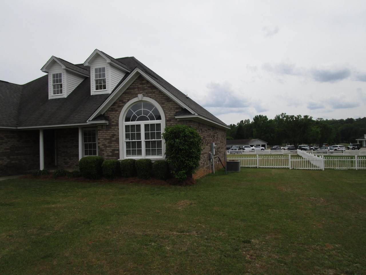6620 J J Roberts Drive - Photo 1