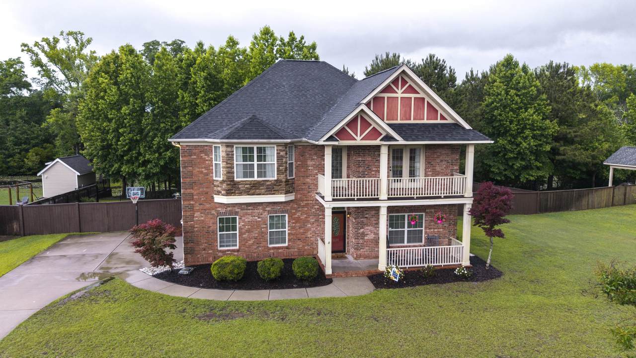 1031 Rockdale Boulevard - Photo 1