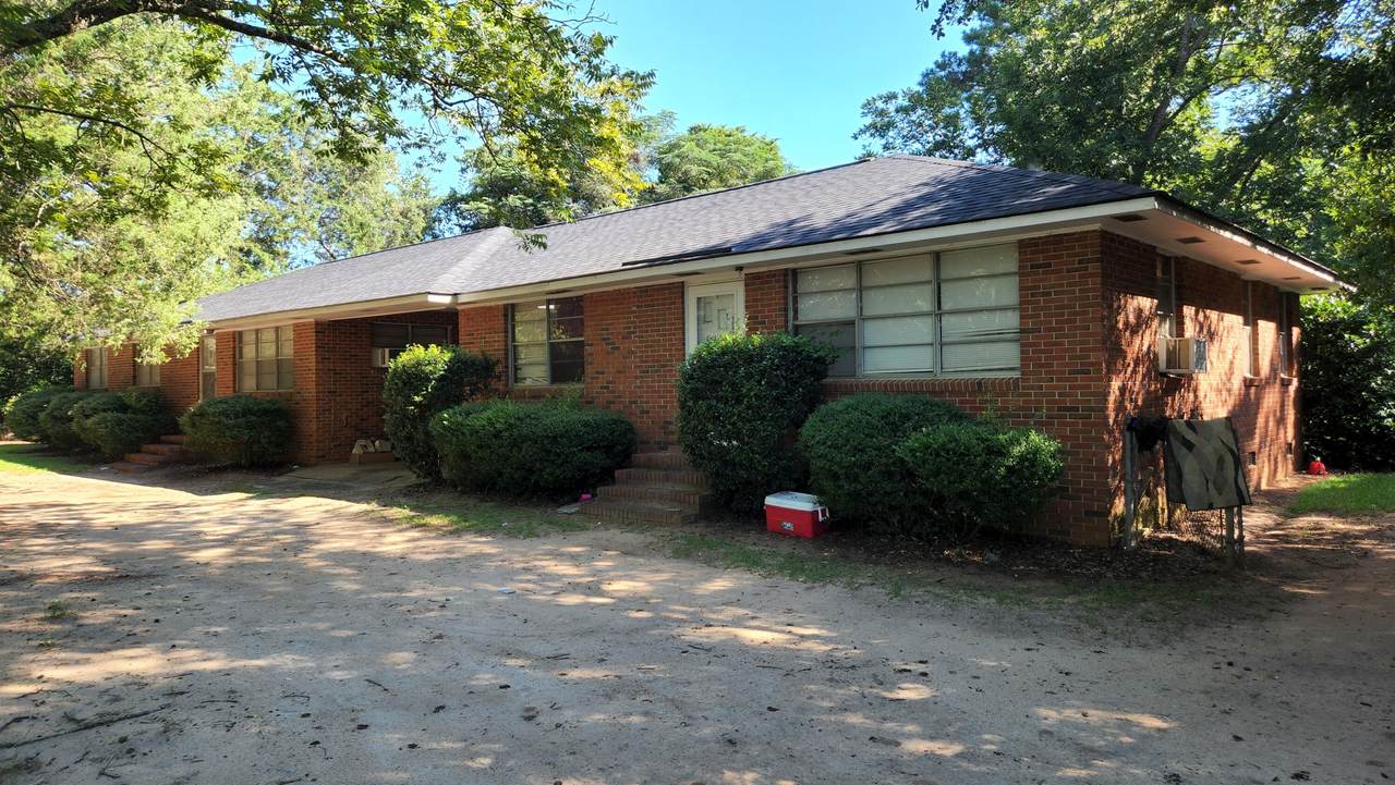 1501 Furman Drive - Photo 1