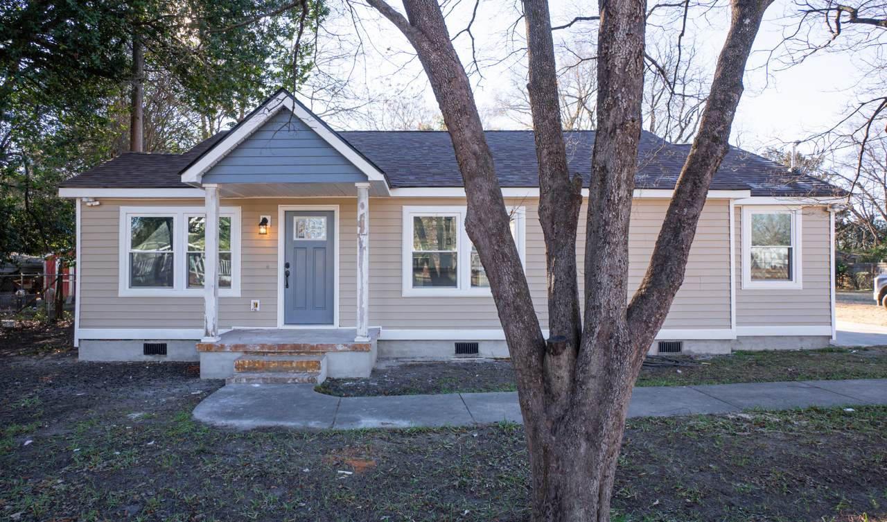 913 Carolina Avenue - Photo 1
