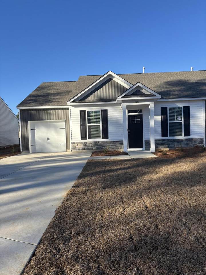 372 Acorn Street - Photo 1