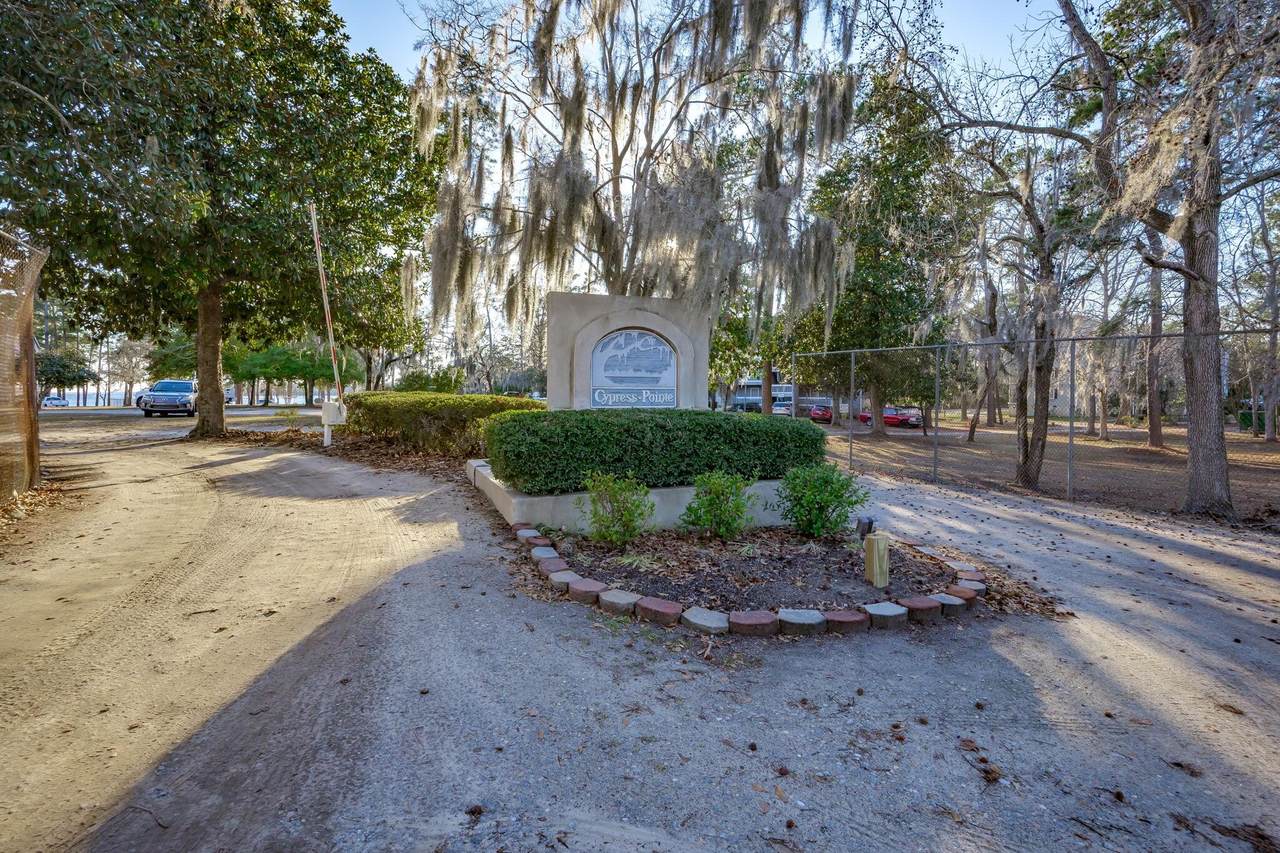 1210 Cypress Pointe Drive - Photo 1