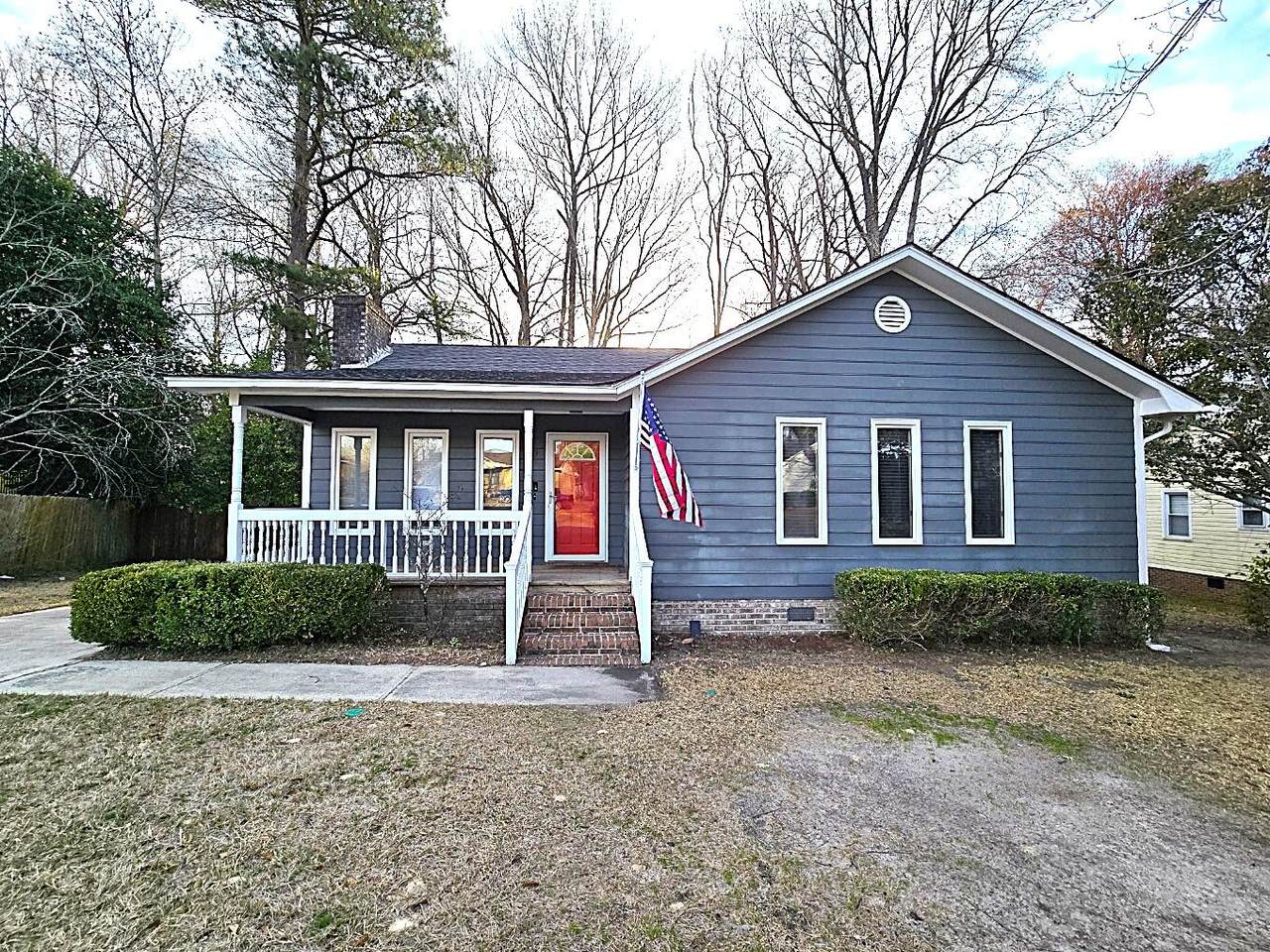 740 Marigold Street - Photo 1