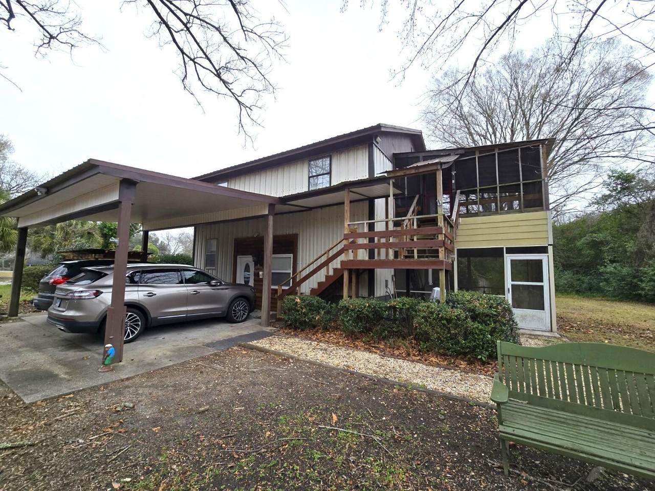 2370 Wedgefield Road - Photo 1