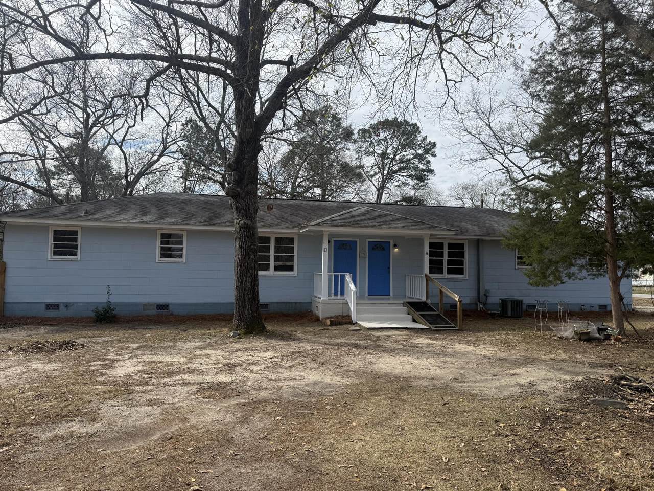 4442 Reona Avenue - Photo 1