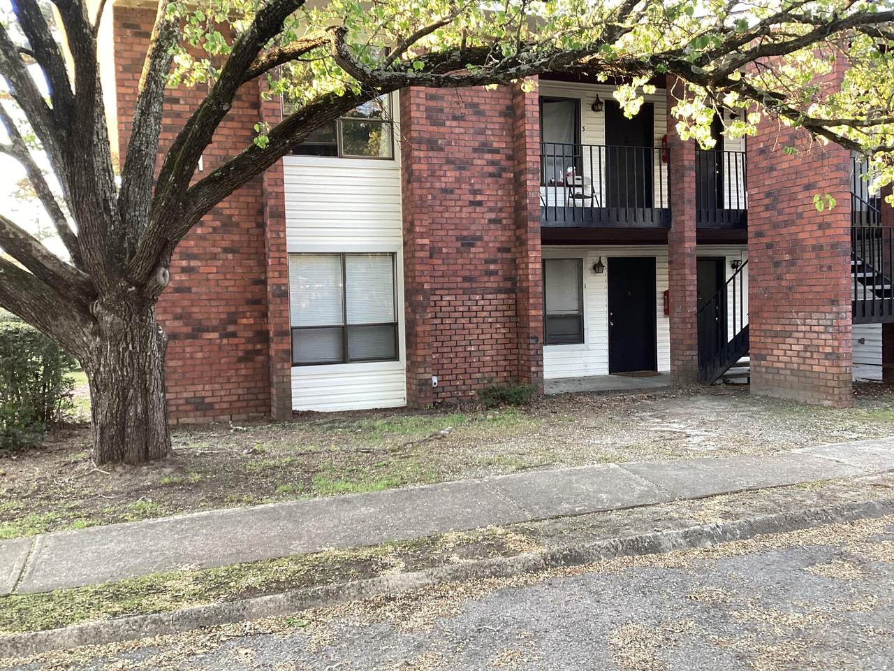 251 Rast St - Photo 1