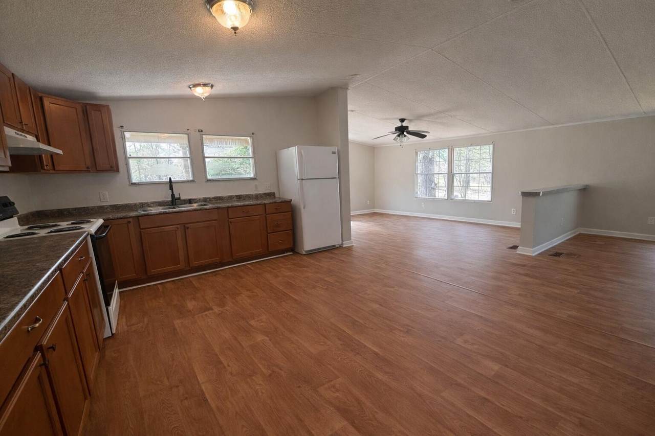 https://bt-photos.global.ssl.fastly.net/sumter/1280_boomver_1_202204-2.jpg