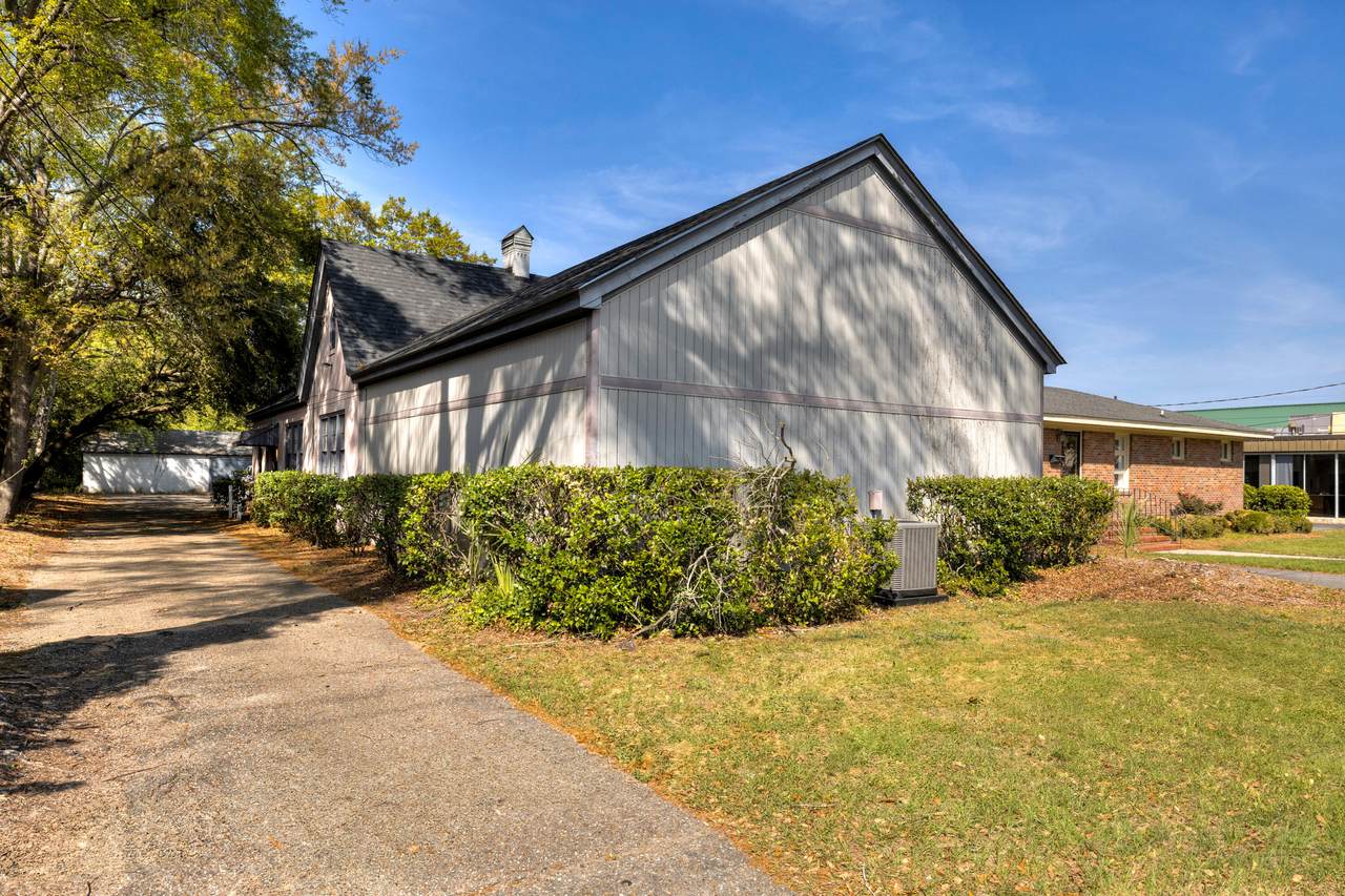 19 Calhoun Street - Photo 1