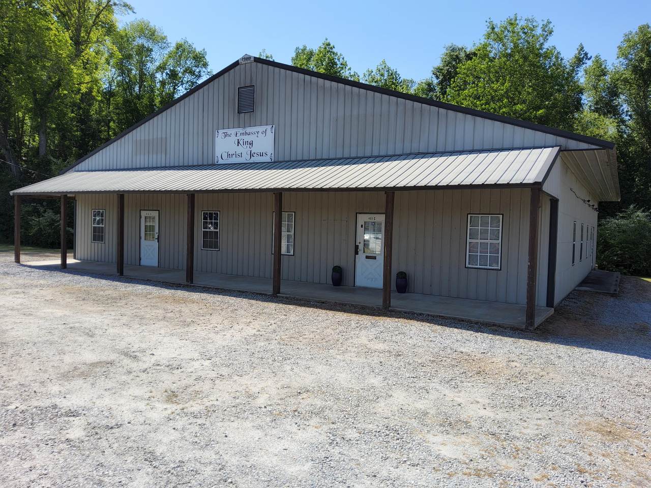 469 Brooks Street - Photo 1