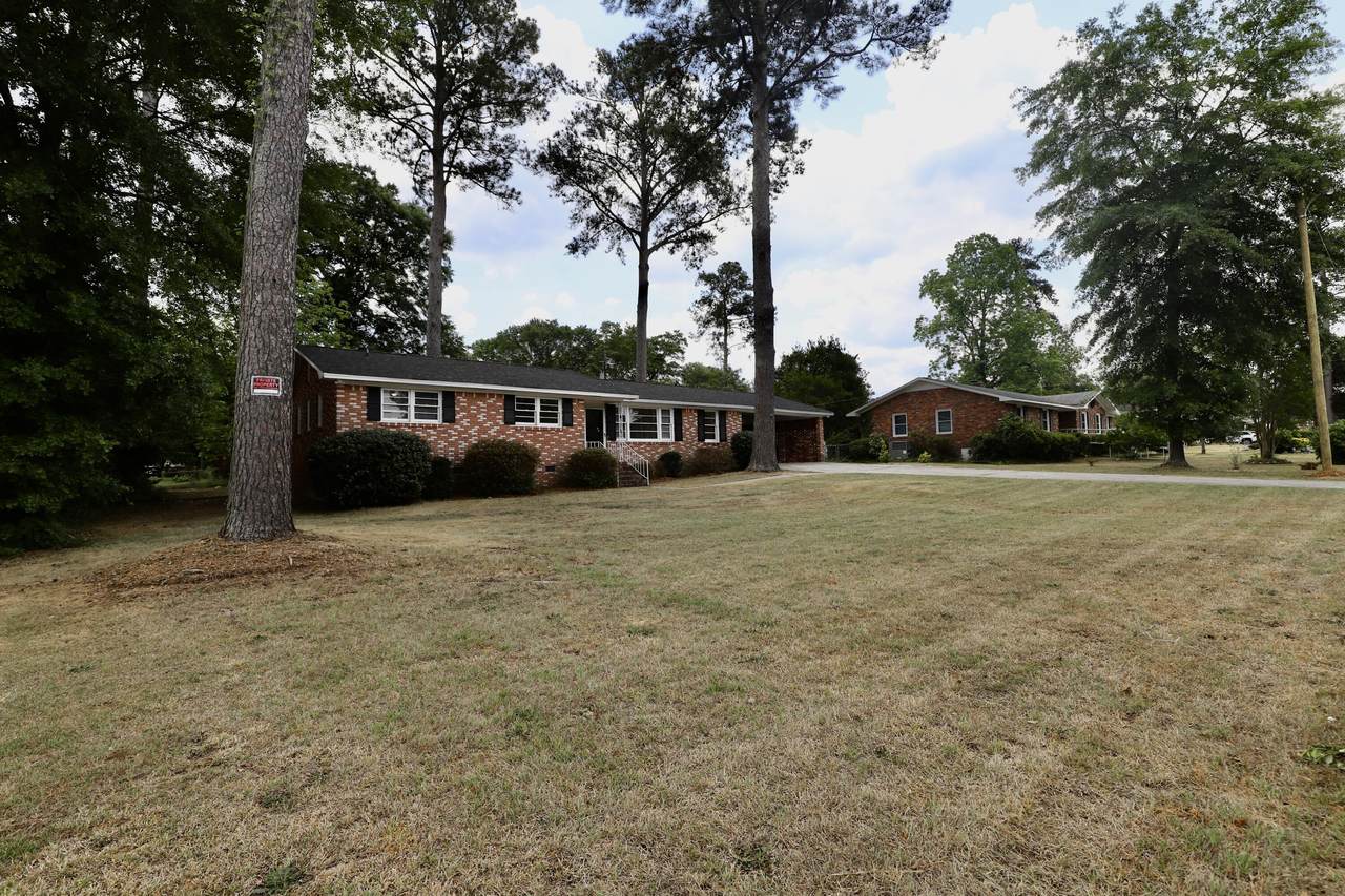 1912 Dominion Drive - Photo 1
