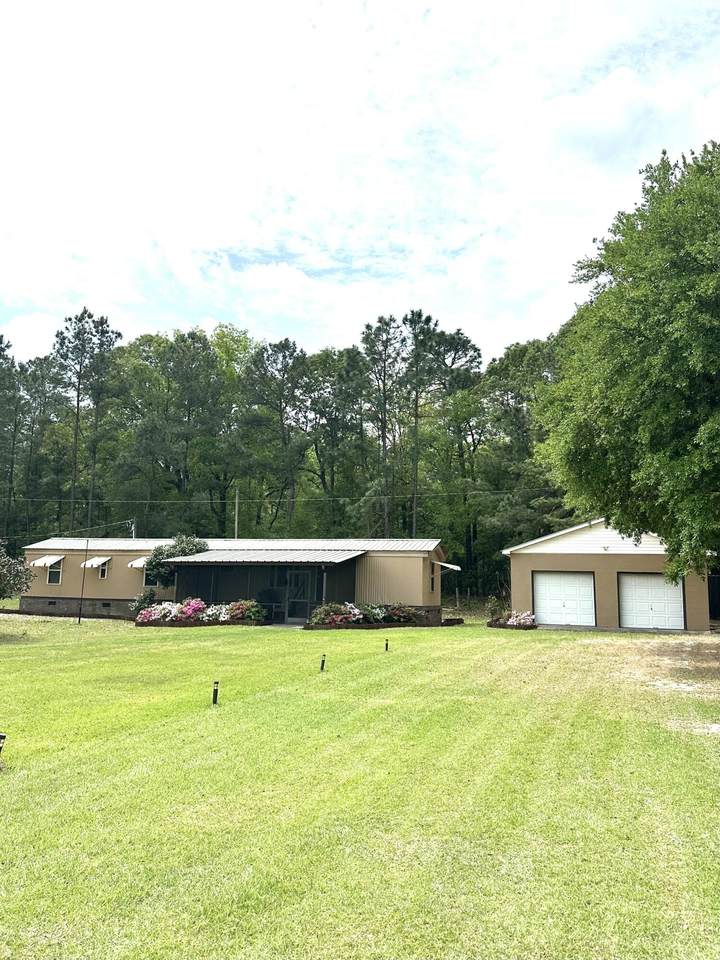 7133 Cameron Road - Photo 1