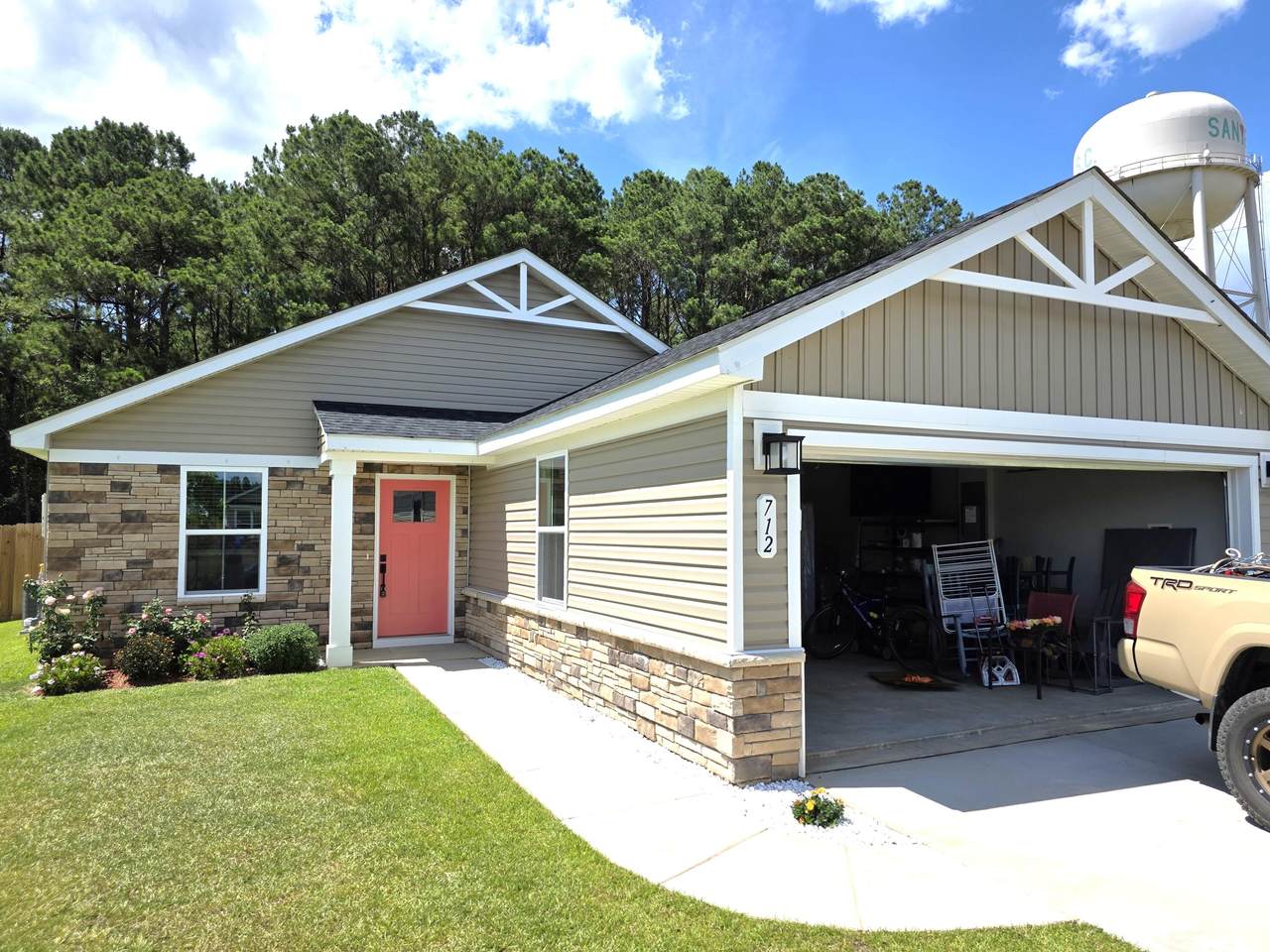 712 Sinker Lane - Photo 1