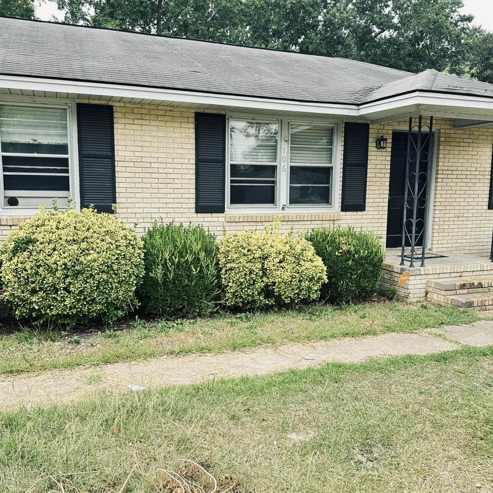106 Gertrude Drive - Photo 1