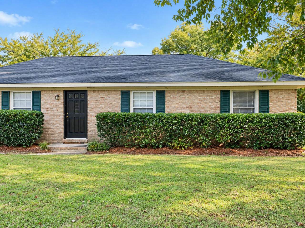 929 Clay Street - Photo 1