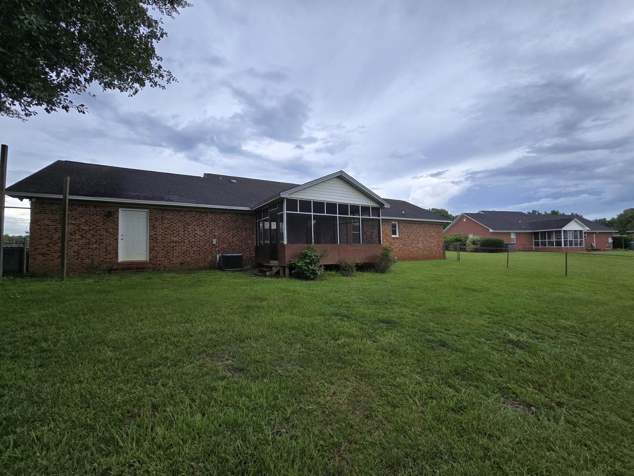 https://bt-photos.global.ssl.fastly.net/sumter/orig_boomver_1_200053-2.jpg
