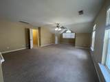 565 Batty Way - Photo 27