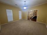 565 Batty Way - Photo 7