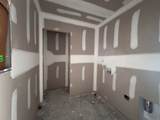 54 Lexington Ct # 5B - Photo 4