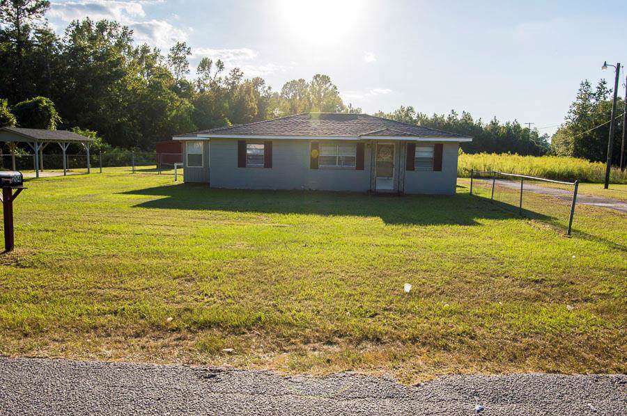202 Angelica St - Photo 1