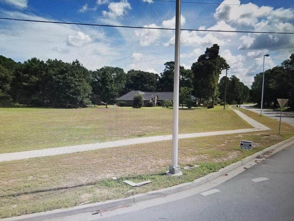 1185 Lewis - Photo 1
